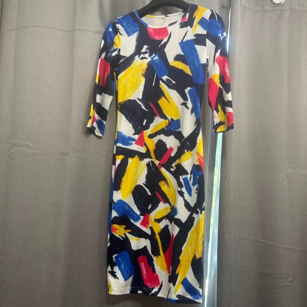 Multicolor Patterned 3/4th Sleeve Midi Dress